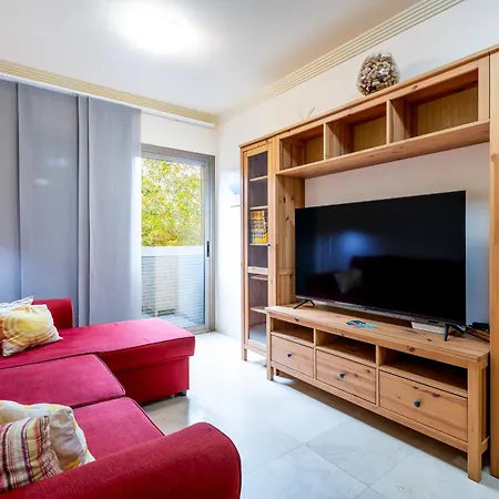 Apartment Luminoso Piso En By *